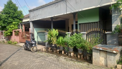 Jual Rumah Mewah Luas 145 m2 di Karang Tengah, Tangerang