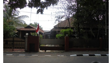 Jual Cepat Rumah Elit area Pegangsaan, Jakarta Pusat, Luas 619 m2