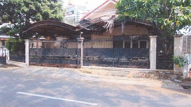 Jual Rumah Cantik Luas 220 m2 di Pegadungan, Jakarta Barat