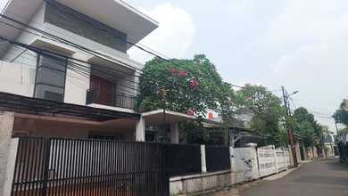 Rumah Premium Luas 260 Jual area Kebayoran Lama, Jakarta Selatan