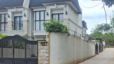 Rumah Strategis Grand Depok City Depok
