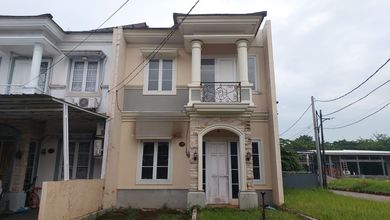 Rumah Cantik 2 Lantai Jati Asih Siap Huni