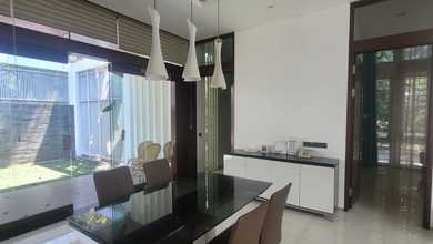 Sewa Rumah atau Ruang Usaha di Sayap Dago Bandung
