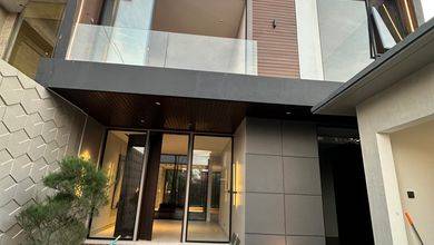 Jual Rumah Baru area Kerobokan, Badung Luas 217 m2