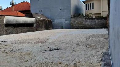 Jual Tanah Lokasi Komplek Renon Pemandangan Danau dan Taman