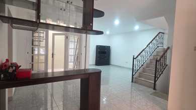 Kesempatan Rumah di Modernland, Tangerang, LB 170m², Harga 2 Miliar