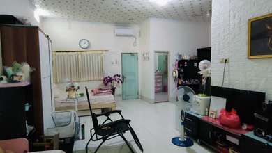 Rumah Modern di Jembatan Lima, Jakarta Barat, LT 420 m2