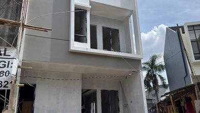 Rumah Mewah LT 90 m2, di Green Ville, Jakarta Barat