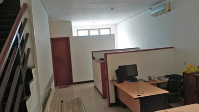 Ruko Modern di Pasteur, Bandung, LB 100 m2