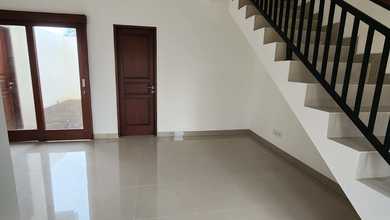 Jual Rumah Cantik Luas 100 m2 di Nusa Dua, Badung