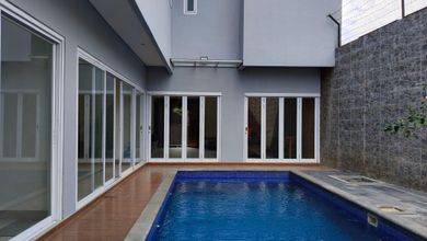 Rumah Mewah Luas 221 m2, area Renon, Denpasar