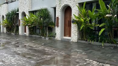 VILLA READY 2BR FURNISHED DEKAT PANTAI BATU BOLONG CANGGU BALI
