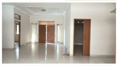 Jual Rumah Megah Luas 170 m2 Area Taman Kopo Indah, Bandung