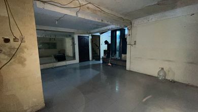 Rumah Modern di Pluit, Jakarta Utara, LT 250 m2