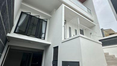 Jual Rumah Cantik LT 120 m2 di Bojong Indah, Jakarta Barat