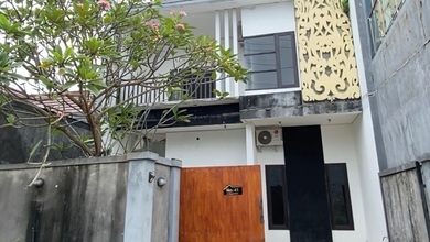 Jual Rumah Siap Tinggal di Jimbaran, Badung, LT 118 m2