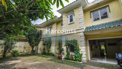 Rumah Minimalis di Lebak Bulus, Jakarta Selatan, Luas 400 m2