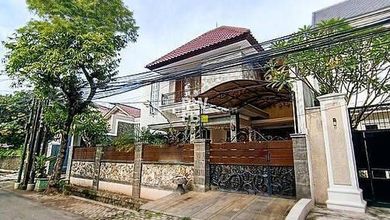 Jual Segera Rumah Mewah area Cipete, Jakarta Selatan, Luas 186 m2