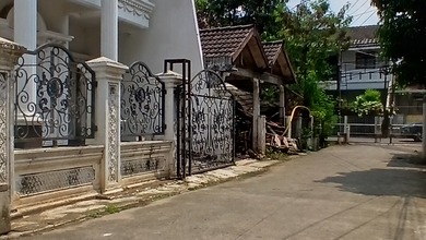 Jual Rumah Megah LT 210 m2 Area Bekasi Selatan, Bekasi