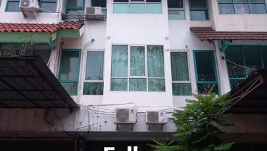 Disewakan ruko 4 lantai, siap pake, area mangga dua , dekat harco mangga dua, mangga dua square