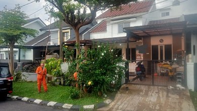 Rumah 2 Lantai Semi Furnished Di Kemang Pratama, Bekasi 