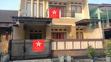 Rumah Dua Lantai Di Perumahan Pondok Hijau Permai Pengasinan