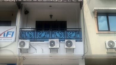 Ruko 3 Lantai Di Jual Cepat Komplek Graha Depok