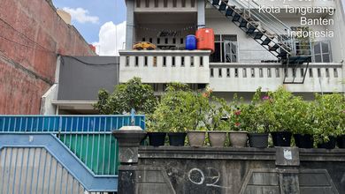 Rumah Bagus Berlantai 2 And Rooftop Di Cepat