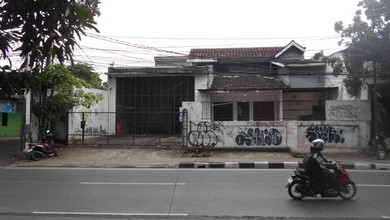 Rumah Eksklusif Luas 407 m2, area Lenteng Agung, Jakarta Selatan