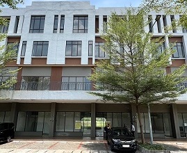 2 Ruko Sumire 4 Lantai di Kawasan Vasanta Innopark