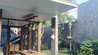 Jual Rumah 400 di Ciumbuleuit, Bandung