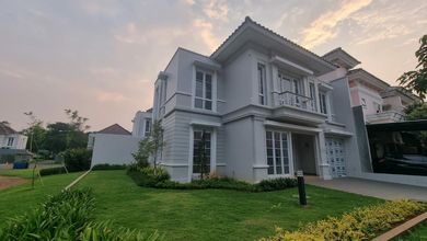 Rumah Modern Luas 330 Jual di Gading Serpong, Tangerang