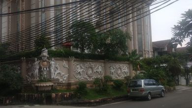 Rumah Elit Luas 500 m2, di Kelapa Gading, Jakarta Utara