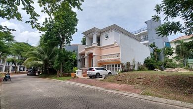 Rumah Eksklusif LT 276 m2, di Pantai Indah Kapuk, Jakarta Utara