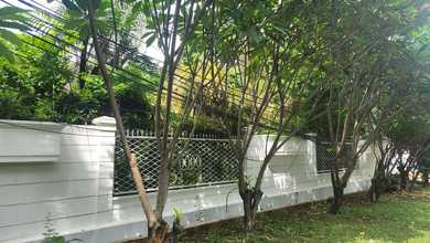 Rumah Minimalis di Simprug, Jakarta Selatan, LT 1387 m2