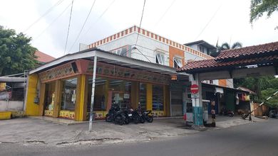 Ruko Premium area Meruya, Jakarta Barat, LB 366 m2