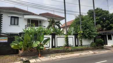 Rumah Mewah Dijual Di Jl. Jati Padang Utara Jakarta Selatan
