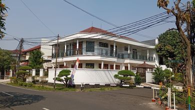 Rumah Modern Luas 457 Jual area Pondok Indah, Jakarta Selatan