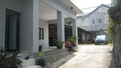 Jual Cepat Rumah Mewah di Ciledug, Tangerang, Luas 397 m2