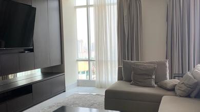 Disewa Apartemen Siap Huni 2 BR di Simprug, Jakarta Selatan Lokasi Terbaik