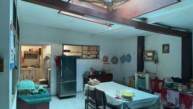 Dijual rumah Premium di Kebayoran Lama, Jakarta Selatan - LT 277m²