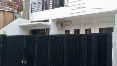 Rumah Minimalis di Tebet, Jakarta Selatan, LT 144 m2