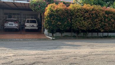 Rumah Minimalis di Lebak Bulus, Jakarta Selatan, LT 473 m2
