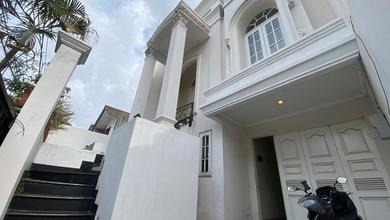  
 	
Sewa Rumah Area Strategis dan Favorit di Jakarta Selatan