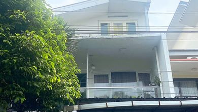 Jual Rumah Cantik LT 180 m2 di Sektor 9-Bintaro, Tangerang Selatan