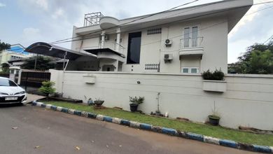 Jual Rumah Megah Luas 312 m2 Kawasan Serpong Villa Melati Mas, Tangerang Selatan