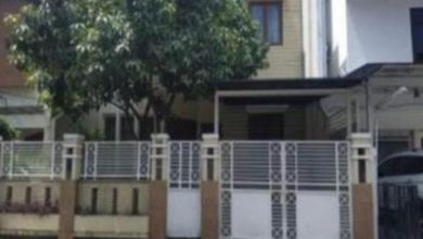 Rumah 2 Lantai Bagus Dijual Melalui Lelang Lokasi Strategis 