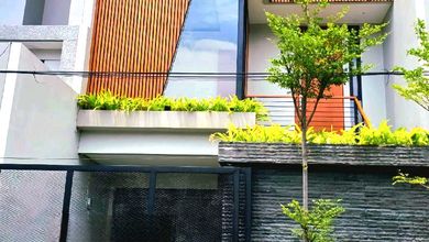 Rumah Mewah di Kawasan Sunter, Jakarta Utara, LB 270m², Harga 4,95 Miliar