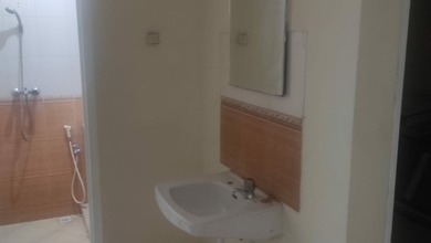 Jual Rumah Cantik Luas 96 m2 di Taman Royal, Tangerang