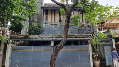 Jual Rumah Eksklusif Luas 170 m2 Kawasan Pondok Indah, Jakarta Selatan